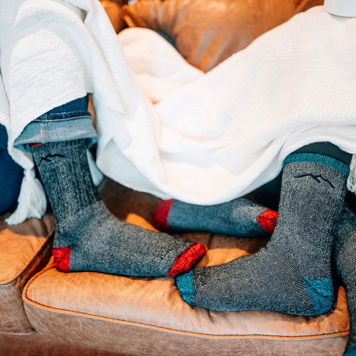 Mens Merino Wool Mountaineering Micro Crew Heavyweight Seamless Hiking Socks