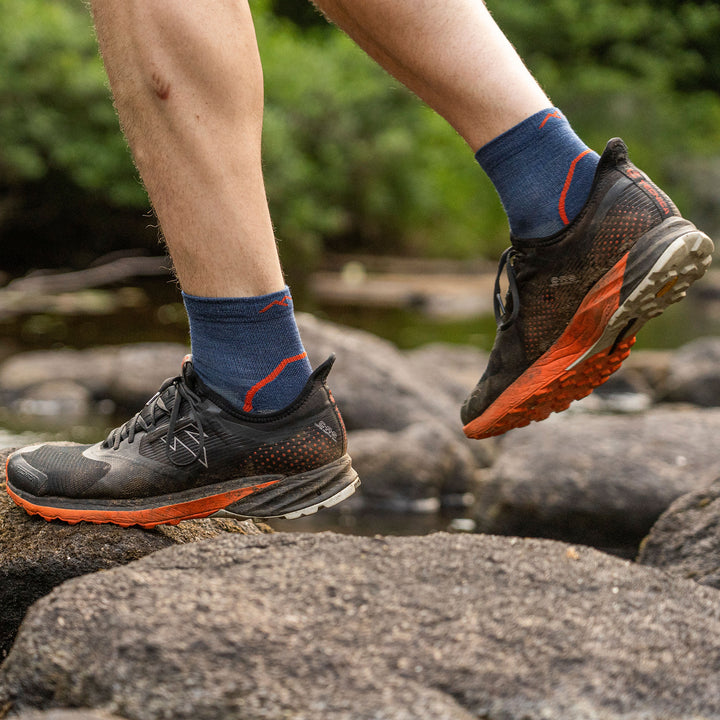 Mens Quarter Lightweight Hiking Anti Blister Merino Wool Socks
