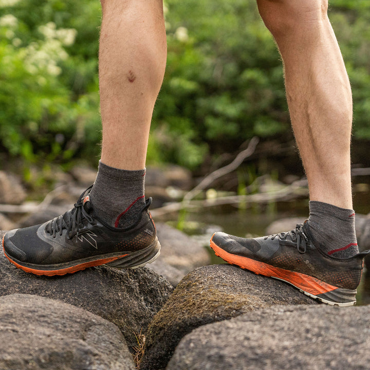 Mens Quarter Lightweight Hiking Anti Blister Merino Wool Socks