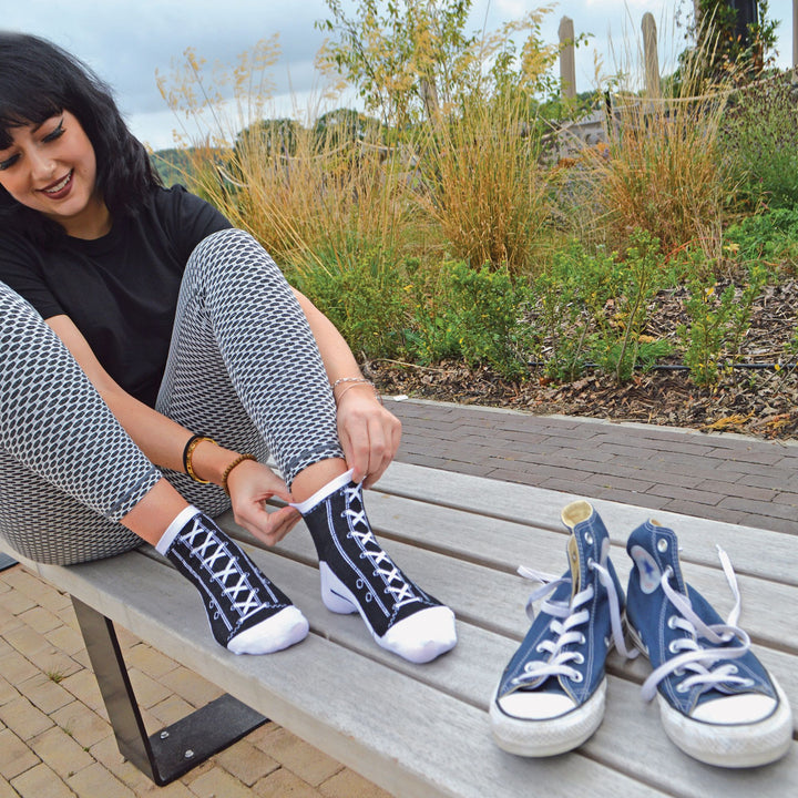6 Pair Unisex Novelty Funny Lace Up Socks That Look Like Shoes