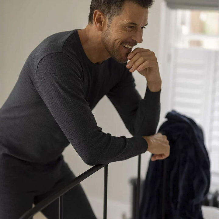 Winter Men's Thermal Underwear Set: Top and Long Johns