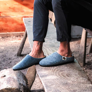 Outback Men's Slippers - Grey & Curry