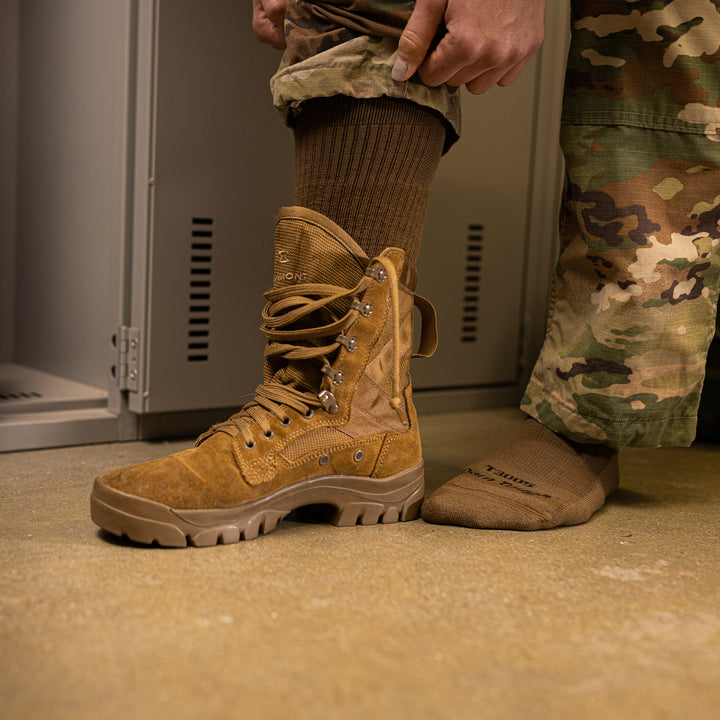 Mens Merino Wool Mid-Calf Lightweight Tactical Cushioned Boot Socks