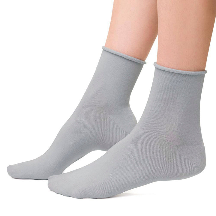 4 Pairs Ladies Bamboo Sensory Socks - Soft Seamless All Day Comfort Socks